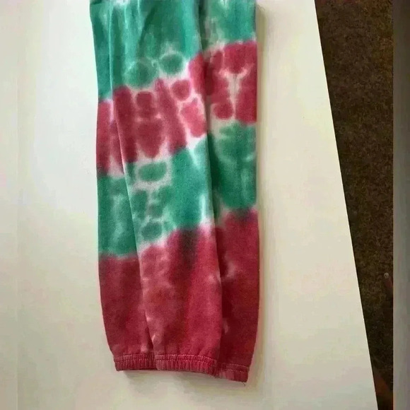 Urban, outfitters urban renewals sweatshirt, and sweatpants set tie-dye - Picture 7 of 13